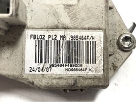 BMW 3 E92 E93 Salono pečiuko ventiliatoriaus rėlė 985464F