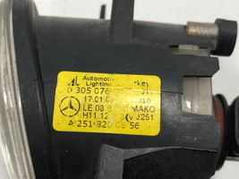 Mercedes-Benz C AMG W204 Передняя противотуманная фара 1301329570