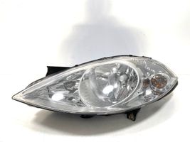 Mercedes-Benz A W169 Lampa przednia A1698200361