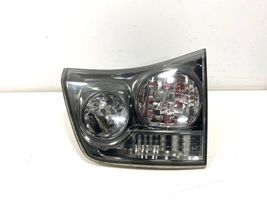 Lexus RX 300 Lampy tylnej klapy bagażnika 4841