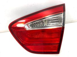 KIA Rio Luci posteriori del portellone del bagagliaio 924041W2