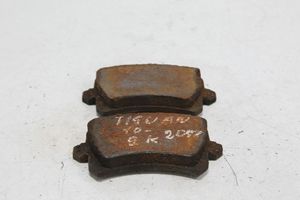 Volkswagen Tiguan Klocki hamulcowe tylne 90R01868