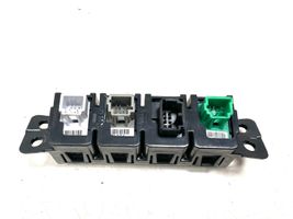 Nissan Leaf I (ZE0) Autres commutateurs / boutons / leviers 3NF0A