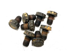 KIA Sorento Nuts/bolts 