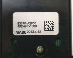 KIA Ceed Interruttore di controllo dell’alzacristalli elettrico 93570A2800
