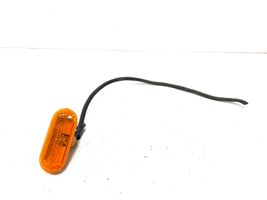 Ford Fiesta Indicatore di direzione del parafango anteriore 2S6A13K354AD