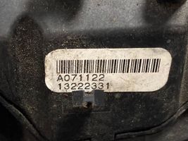 Opel Corsa D Ohjauspyörän painikkeet/kytkimet 13222331