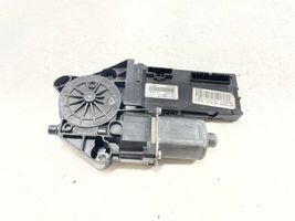 Renault Megane III Front door window regulator motor 807310246R