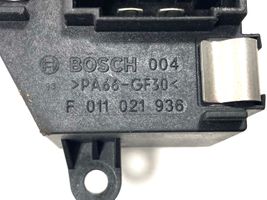 Audi A3 S3 A3 Sportback 8P Rezystor / Opornik dmuchawy nawiewu 2468105384