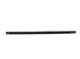 Opel Vectra C Moulure de porte avant 13101648