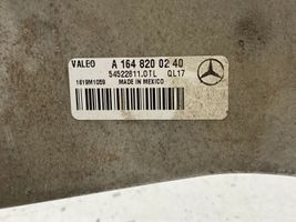 Mercedes-Benz GL X164 Tringlerie et moteur d'essuie-glace avant A1648200240