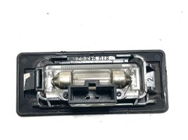 Audi A5 8T 8F Lampa oświetlenia tylnej tablicy rejestracyjnej 8T0943021