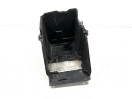 Mazda 3 II Vassoio scatola della batteria CC3056040