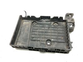 Renault Scenic II -  Grand scenic II Boîte de batterie 8200166032