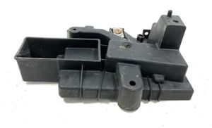 Chrysler Voyager Boîte de batterie 64577T