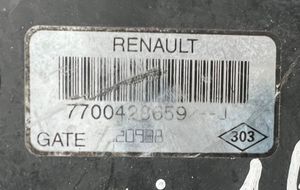 Renault Megane II Osłona wentylatora chłodnicy 7700428659J