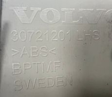 Volvo XC60 Kita salono detalė 30721201