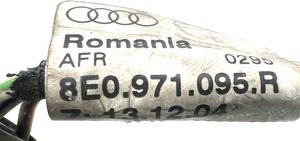 Audi A4 S4 B7 8E 8H Pysäköintitutkan anturin johtosarja (PDC) 8E0971095R