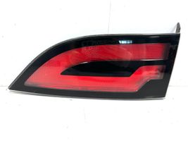 Chevrolet Volt I Tailgate rear/tail lights 20989185