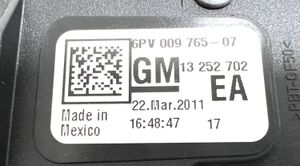 Chevrolet Volt I Akceleratoriaus pedalas 13252702