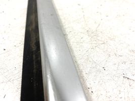 Mercedes-Benz C AMG W204 Rivestimento modanatura del vetro della portiera posteriore 