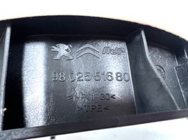 Peugeot 308 Maskownica głośnika drzwi przednich 9802551680