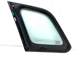 Suzuki Vitara (LY) Fenêtre latérale avant / vitre triangulaire 8458254P00
