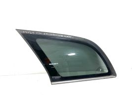 Toyota Avensis T250 Fenêtre latérale avant / vitre triangulaire DOT24AS3M101