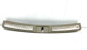 Toyota Avensis T270 Rivestimento di protezione sottoporta del bagagliaio/baule 5838705110