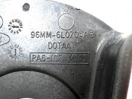 Mazda 2 Osłona paska / łańcucha rozrządu 96MM6L070AE