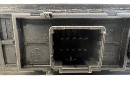 Fiat Scudo Takaoven verhomoottori. 1400095480