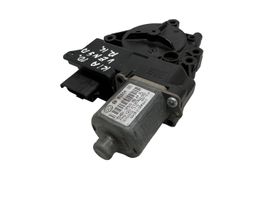 KIA Venga Moteur de lève-vitre de porte avant 824501P010