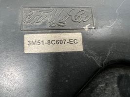 Ford Focus Osłona wentylatora chłodnicy 3M518C607EC