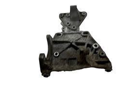 Volvo XC70 Engine mounting bracket 31316673