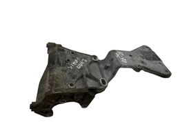 Volvo XC70 Engine mounting bracket 31316673