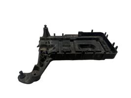 Volkswagen Golf V Vassoio batteria 1K0915333C