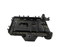 Volkswagen Golf V Vassoio batteria 1K0915333C