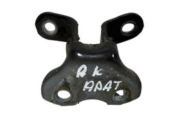 Toyota RAV 4 (XA40) Cerniera inferiore della portiera anteriore A046694