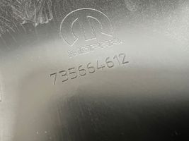 Jeep Renegade Osłona pasa bagażnika 735664612