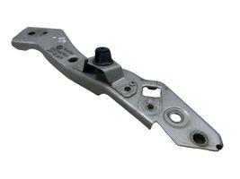 Renault Megane III Fender mounting bracket 6251206E