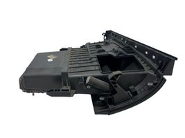 Renault Megane III Glove box set 681080020R