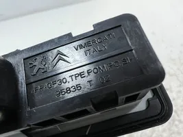 Peugeot 3008 II Interrupteur d'ouverture de coffre 95835T02
