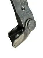 Audi Q3 8U Front door check strap stopper 8U0837249C