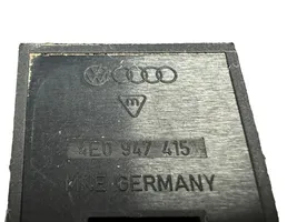 Audi A4 S4 B8 8K Etuoven sisävalo 4E0947415