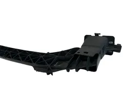 Citroen DS5 Traversa di supporto paraurti anteriore 9687851580