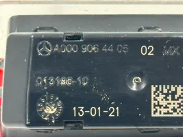 Mercedes-Benz GLS X167 Éclairage intérieur porte arrière A0009064405