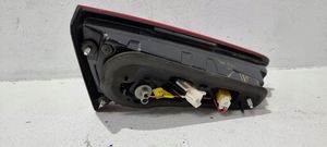 KIA Optima Luci posteriori del portellone del bagagliaio 92404-2T1