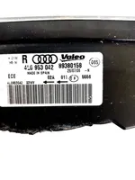 Audi Q7 4L Kierunkowskaz przedni 4L0953042