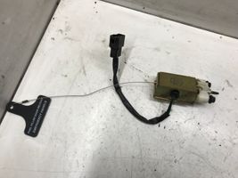 KIA Sorento Cable de apertura de la tapa del depósito de combustible 