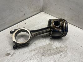 Volkswagen PASSAT B6 Piston avec bielle 038L